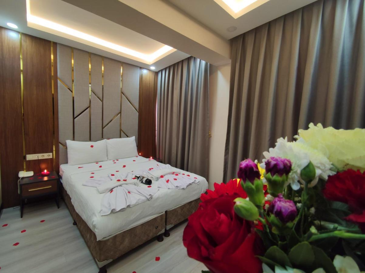 The Golden Pera'S Hotel & Spa Истанбул Екстериор снимка