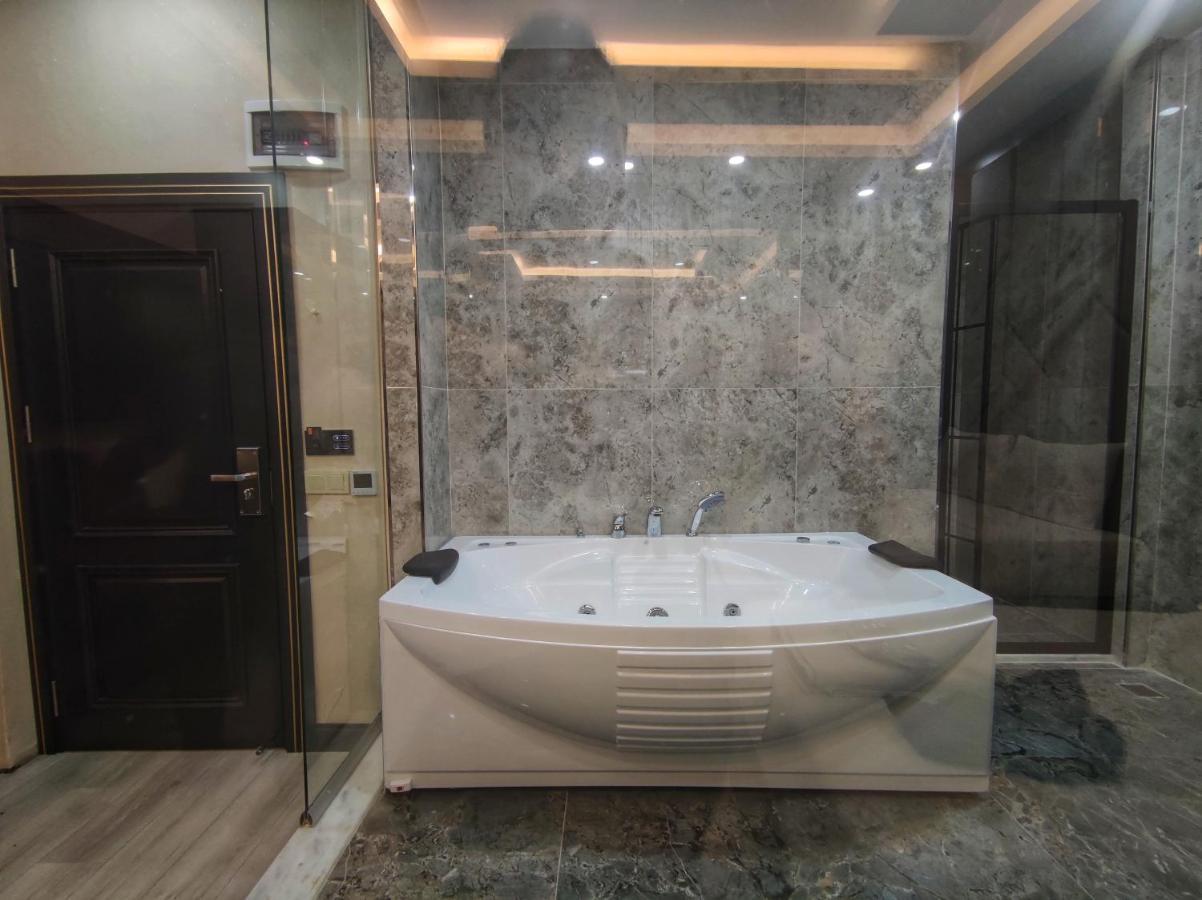 The Golden Pera'S Hotel & Spa Истанбул Екстериор снимка