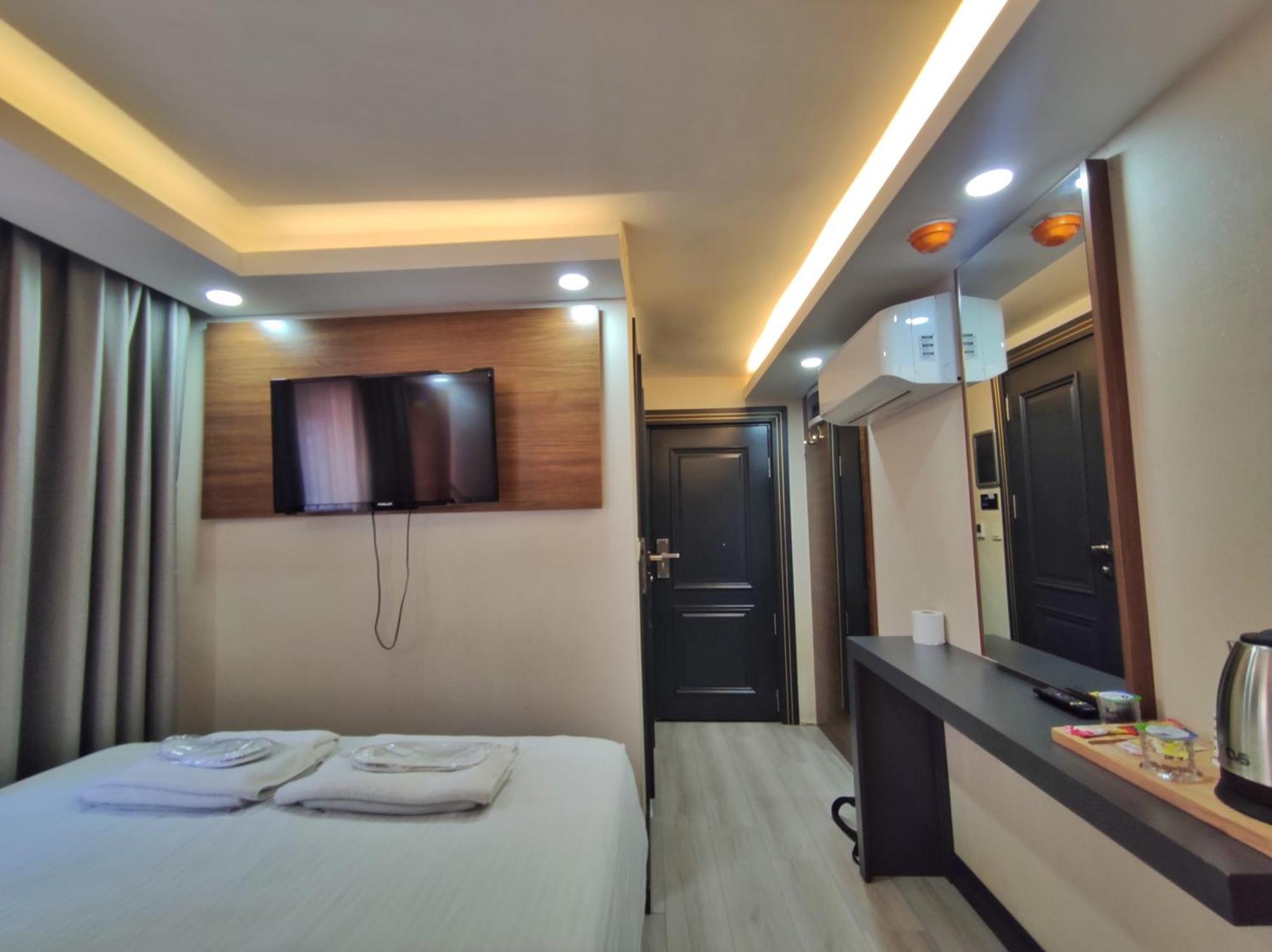 The Golden Pera'S Hotel & Spa Истанбул Екстериор снимка